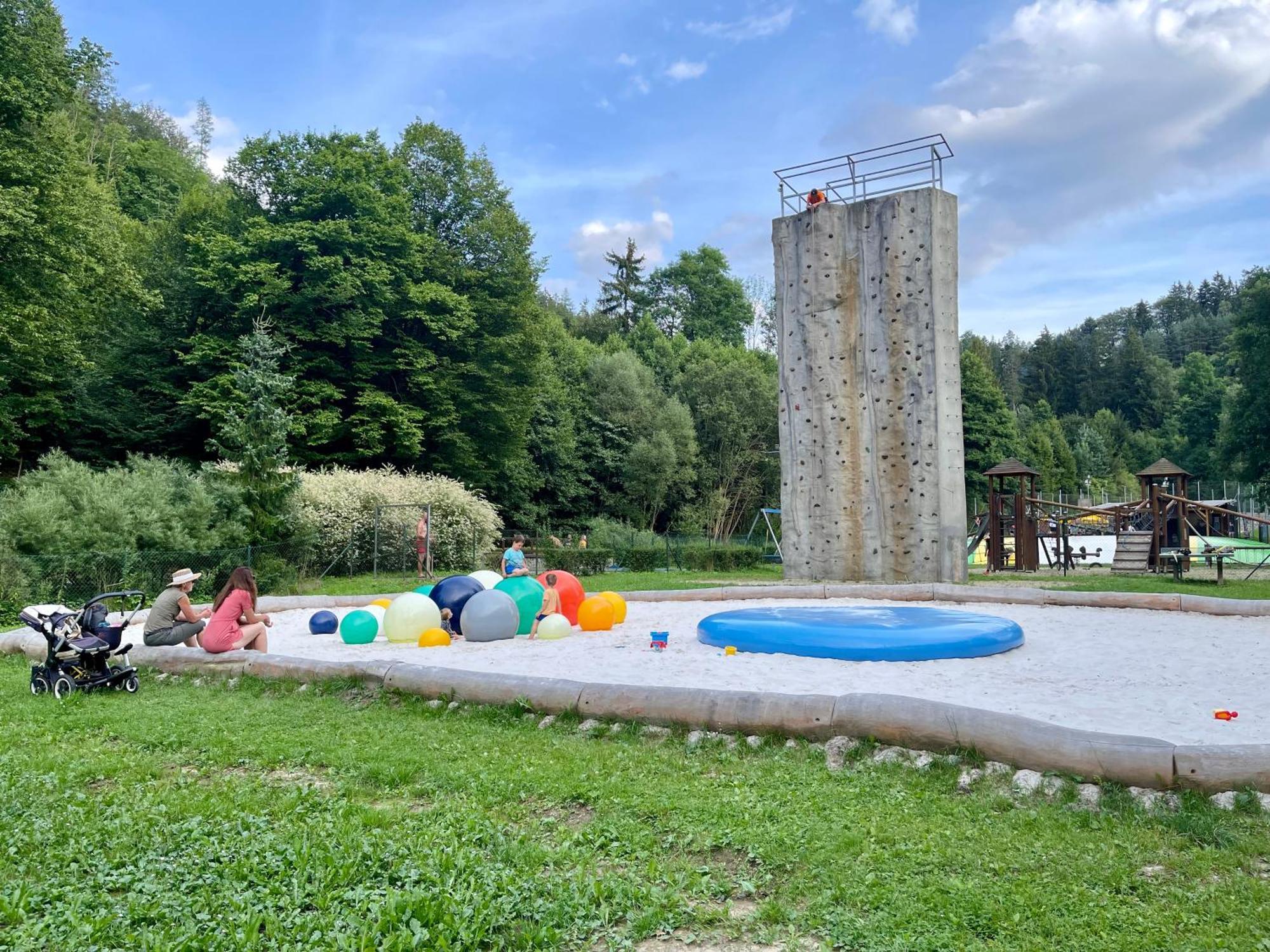 Wellness Hotel Bozenov Забрех Екстериор снимка